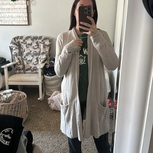 Barefoot dreams light weight cardi